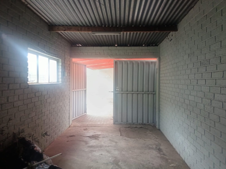 3 Bedroom Property for Sale in Beaconsfield Northern Cape